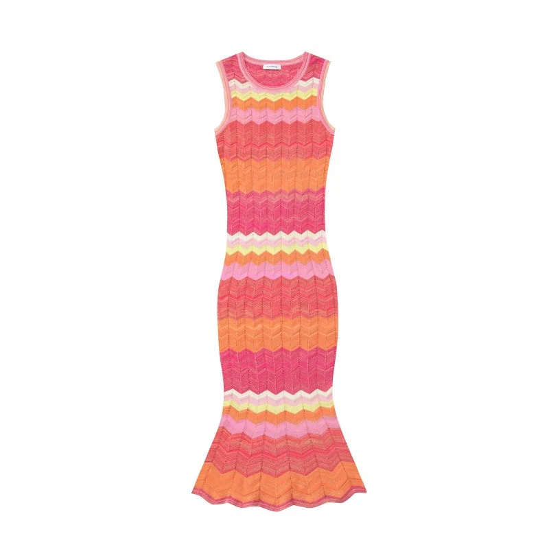 Wave-pattern sleeveless knit dress in pink and orange